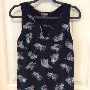 Women's Top ~ Size S ~ Lace strip down back